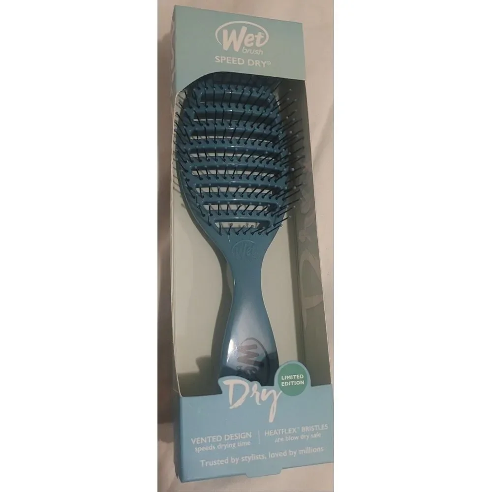 Wet Brush , Mutiple Colors ,‎ And Designs